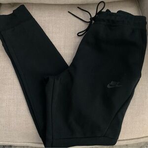 Nike Tech Fleece Sportswear Black Joggers sz S Pants